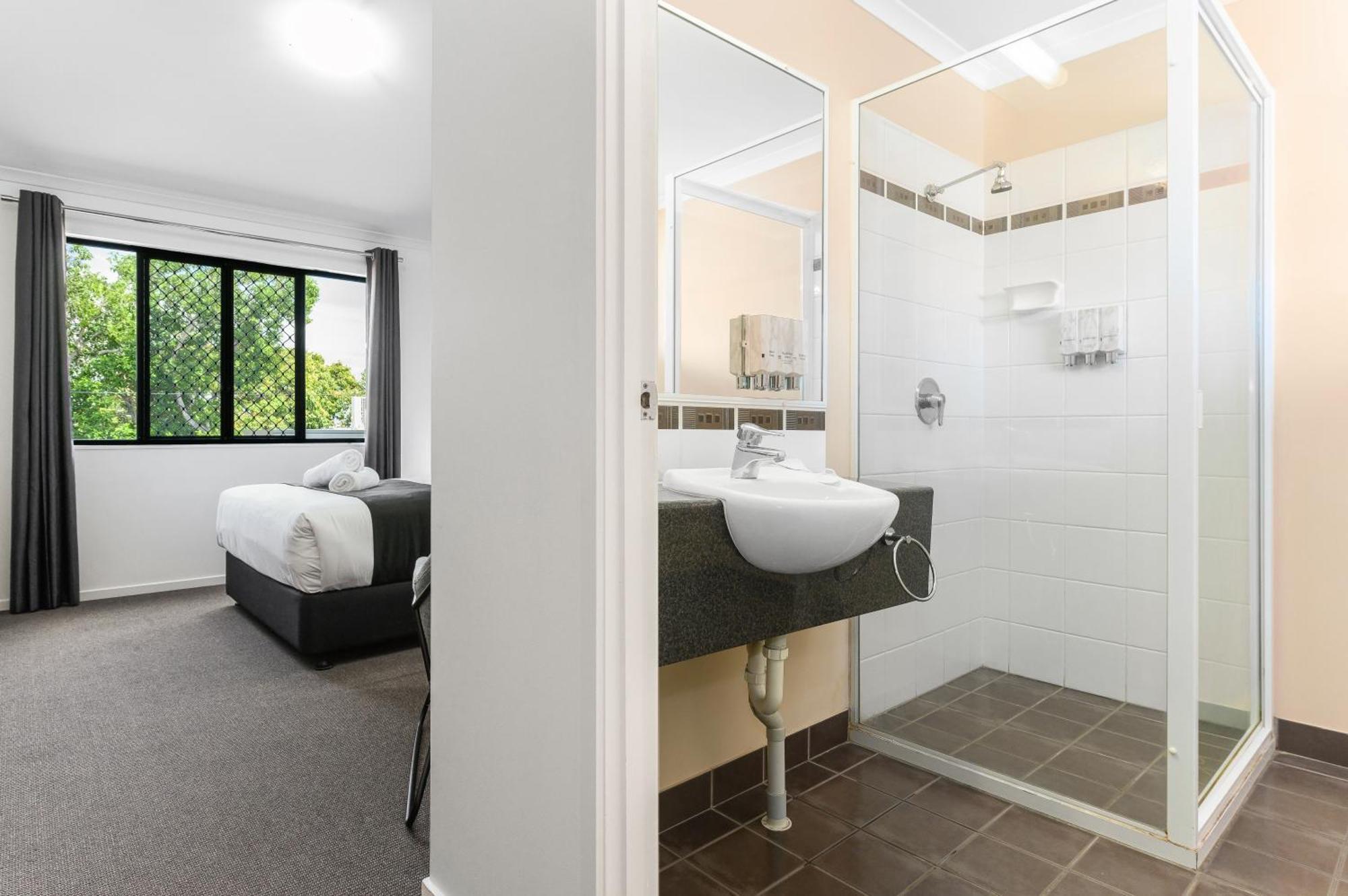Cq Motel Gladstone Buitenkant foto